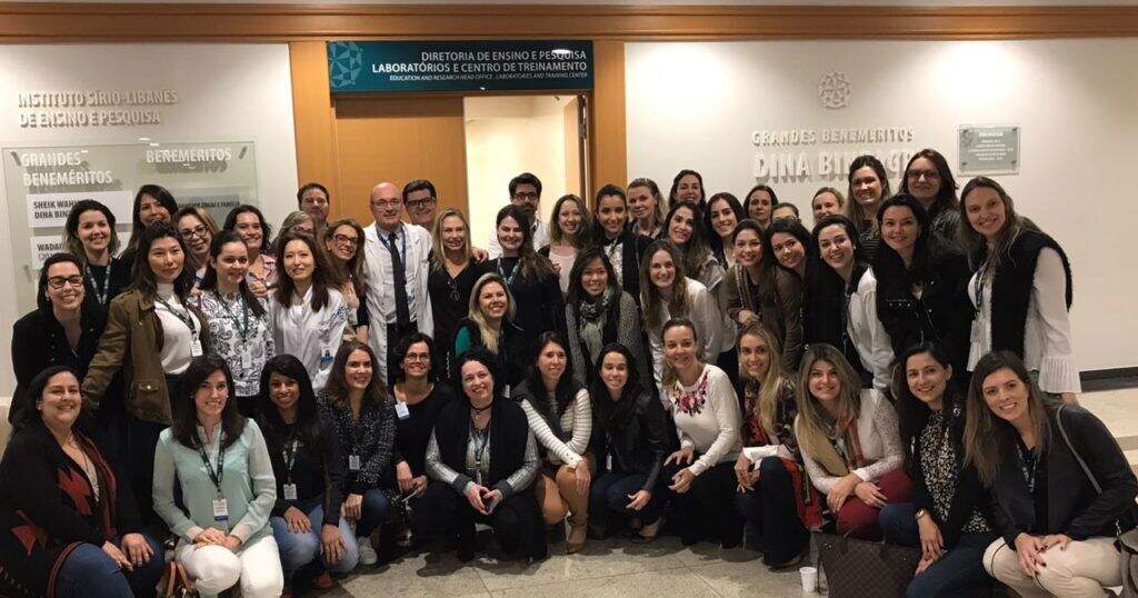 Dr Luis Fernando Tovo e Turma da Pós Graduação em Dermatologia e Cirurgia Oncológica do Hospital Sírio Libanês